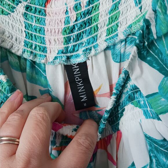 MINKPINK Tropical Floral Print Off the Shoulder Beachy Top Size Medium - Picture 2 of 5